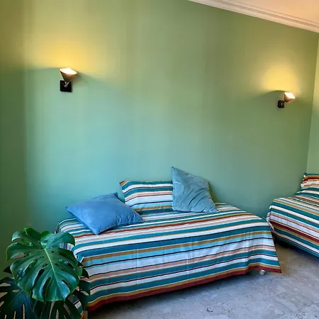 Il Giardino Fiorito Apartment *